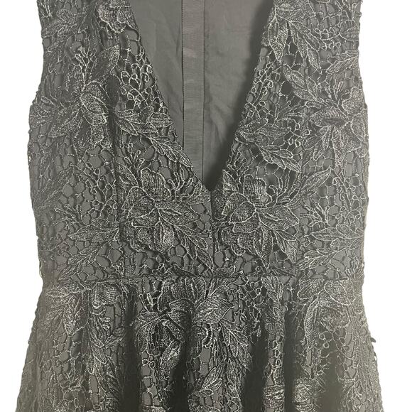 Nicholas Black Mosaic Lace Ball Sleeveless V-Neck Midi Dress Size 8 - Picture 9 of 15
